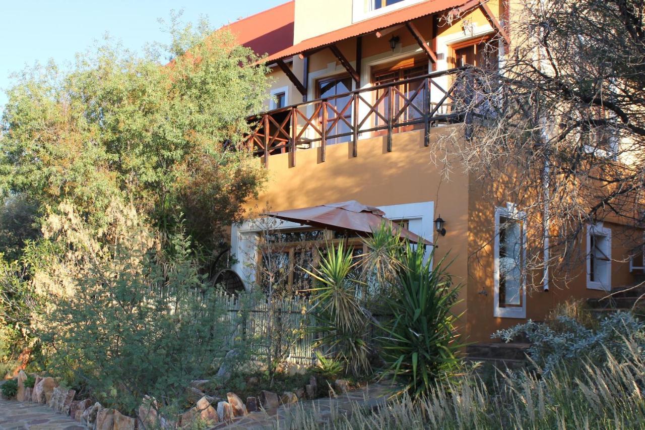 Ti Melen Boutique Guesthouse Виндхук Экстерьер фото